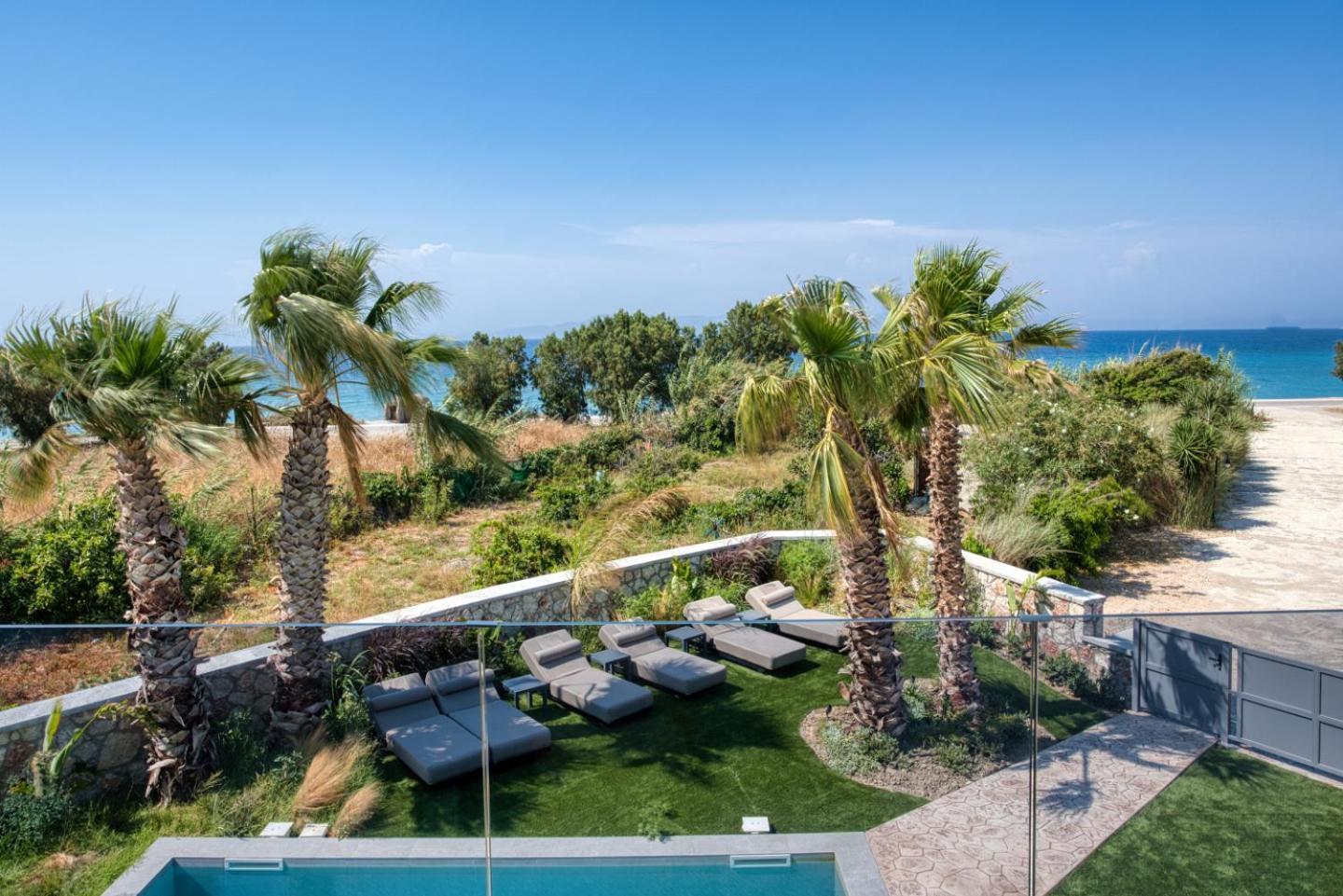 Penelope Beachfront Villa Kremastí Exterior foto
